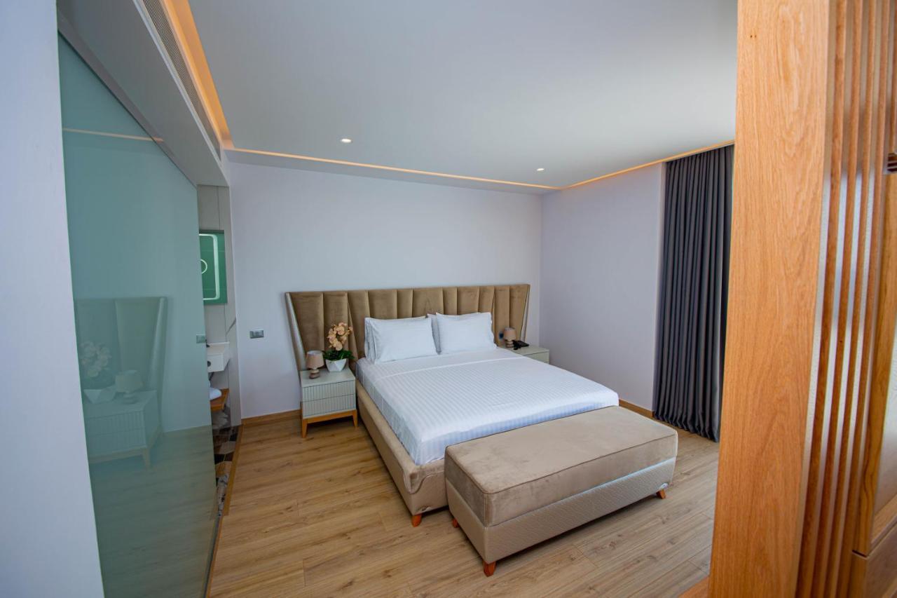 El Primero Hotel Sarande Bagian luar foto