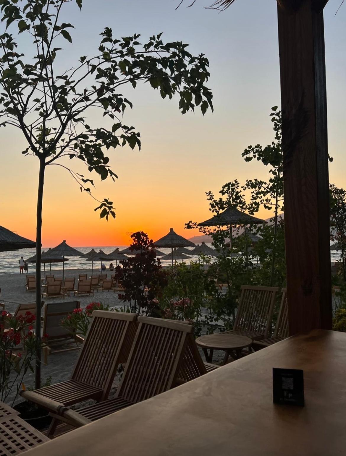 El Primero Hotel Sarande Bagian luar foto